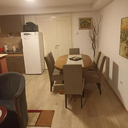 Apartman Vila Lela * Arandjelovac